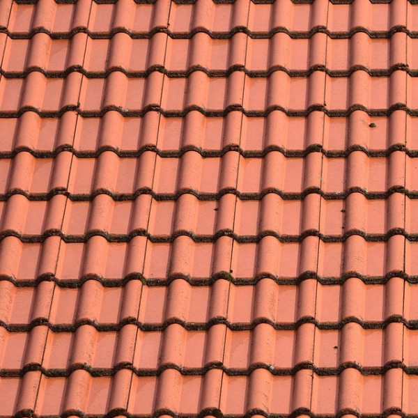 Emergency roof repair crew